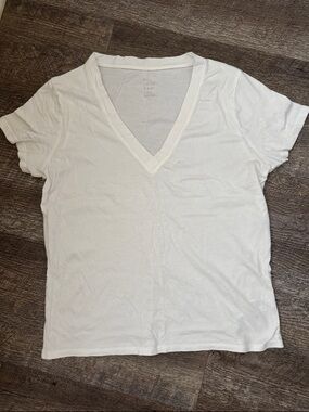 Classic Women's White V-Neck Tee